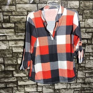 Plaid Top Three Quarter Sleeves Size Large